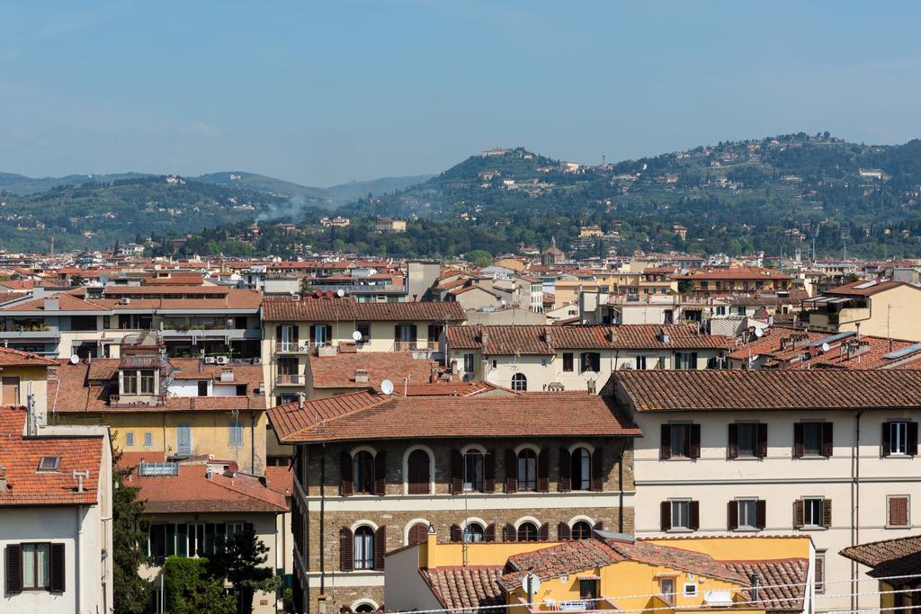 Roommo Lungarno Florencia Exterior foto