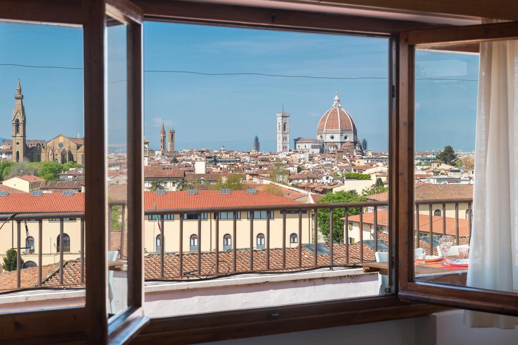 Roommo Lungarno Florencia Exterior foto